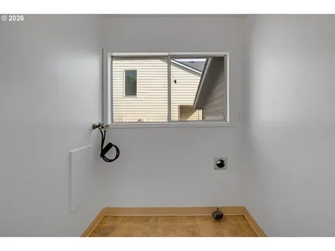 481 S Pine Street Canby OR 97013