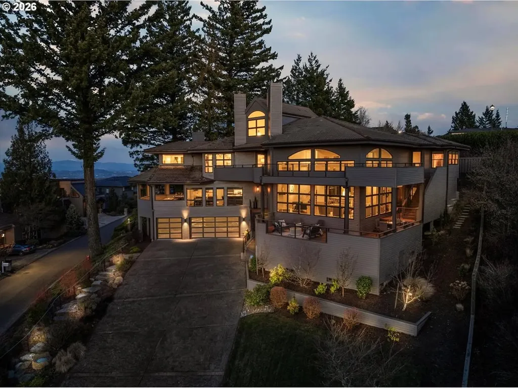 72 Nansen Summit Lake Oswego OR 97035
