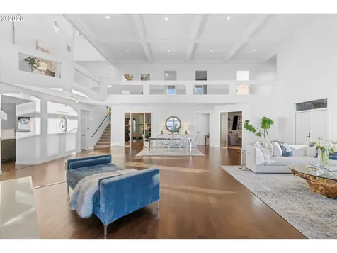 72 Nansen Summit Lake Oswego OR 97035