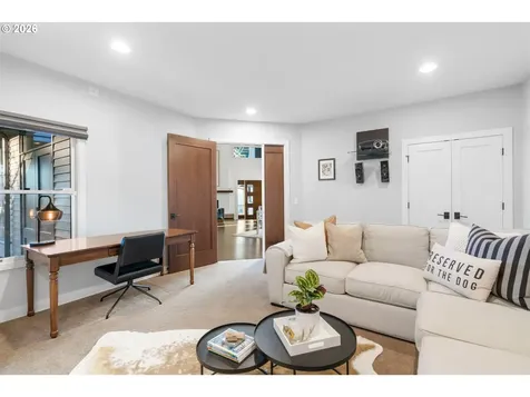 72 Nansen Summit Lake Oswego OR 97035