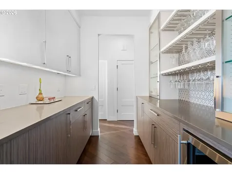 72 Nansen Summit Lake Oswego OR 97035