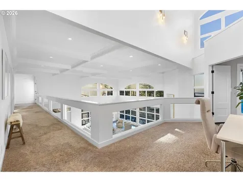 72 Nansen Summit Lake Oswego OR 97035