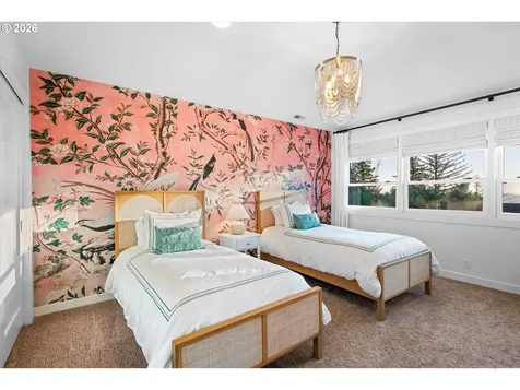72 Nansen Summit Lake Oswego OR 97035