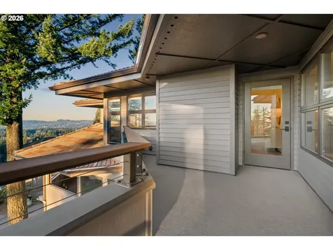 72 Nansen Summit Lake Oswego OR 97035