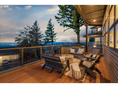 72 Nansen Summit Lake Oswego OR 97035
