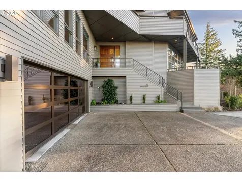 72 Nansen Summit Lake Oswego OR 97035