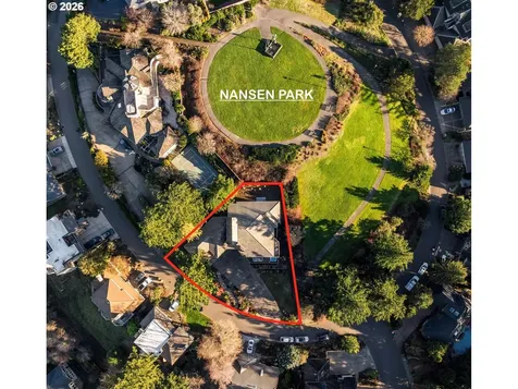 72 Nansen Summit Lake Oswego OR 97035