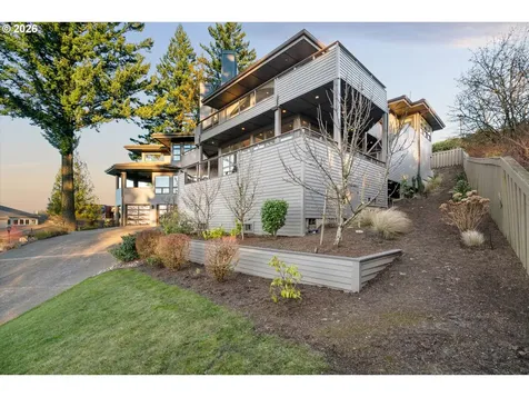 72 Nansen Summit Lake Oswego OR 97035