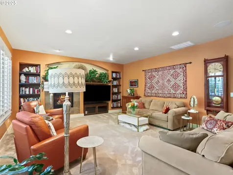 11590 SE Aerie Crescent Road Happy Valley OR 97086