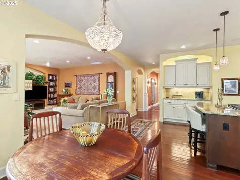 11590 SE Aerie Crescent Road Happy Valley OR 97086