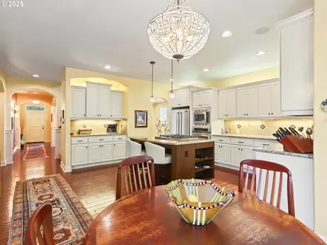 11590 SE Aerie Crescent Road Happy Valley OR 97086