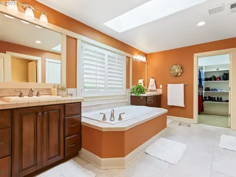 11590 SE Aerie Crescent Road Happy Valley OR 97086