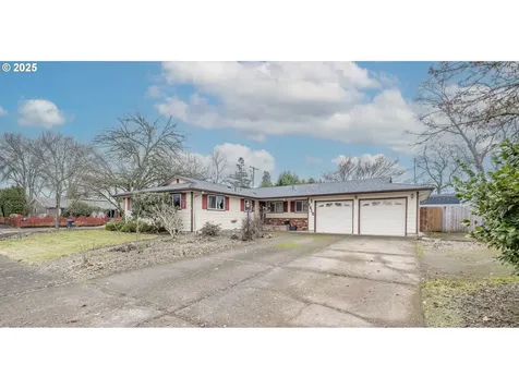 1610 Downing Drive Lebanon OR 97355