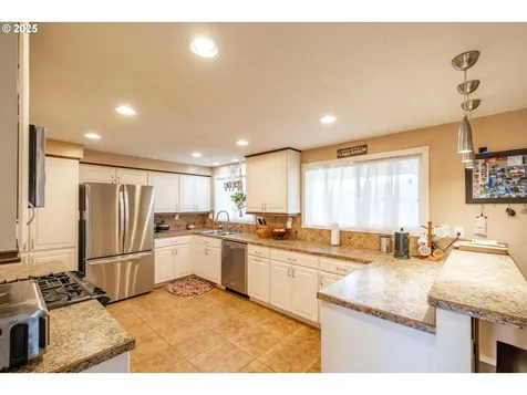 1610 Downing Drive Lebanon OR 97355
