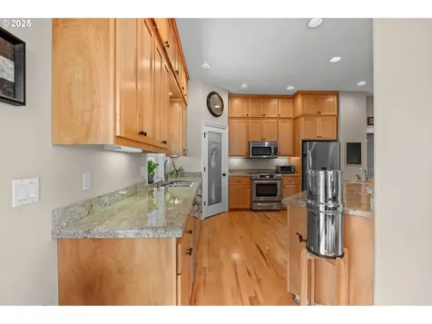6420 SE Dunbar Drive Portland OR 97236