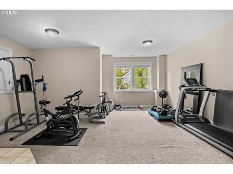 6420 SE Dunbar Drive Portland OR 97236