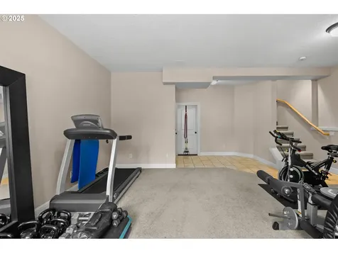 6420 SE Dunbar Drive Portland OR 97236