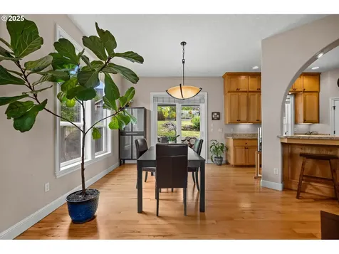 6420 SE Dunbar Drive Portland OR 97236