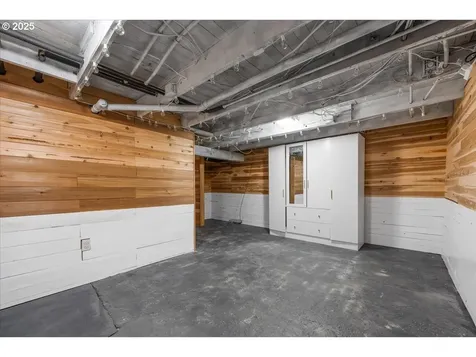2214 SE 34th Avenue Portland OR 97214