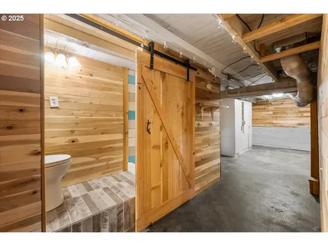 2214 SE 34th Avenue Portland OR 97214