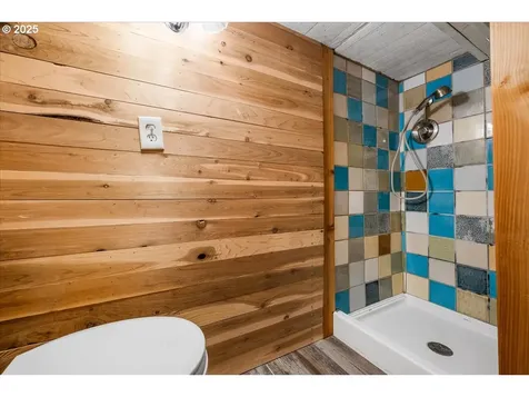 2214 SE 34th Avenue Portland OR 97214