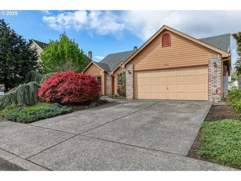1714 SE 162nd Avenue Vancouver WA 98683