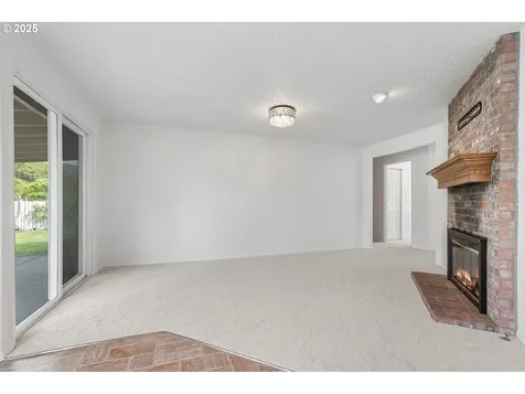 1714 SE 162nd Avenue Vancouver WA 98683