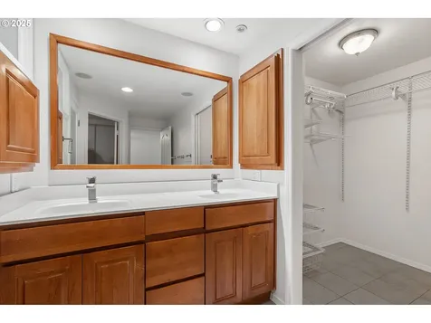 1714 SE 162nd Avenue Vancouver WA 98683