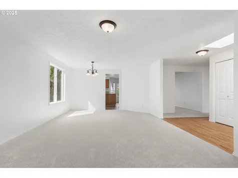1714 SE 162nd Avenue Vancouver WA 98683