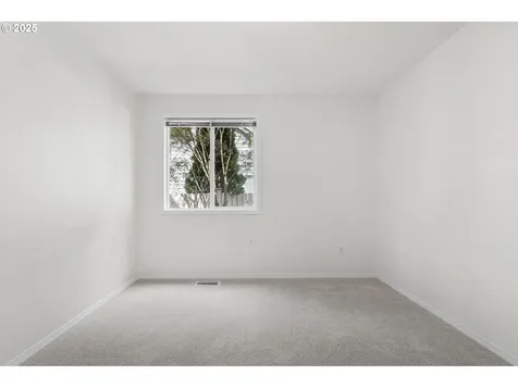 1714 SE 162nd Avenue Vancouver WA 98683