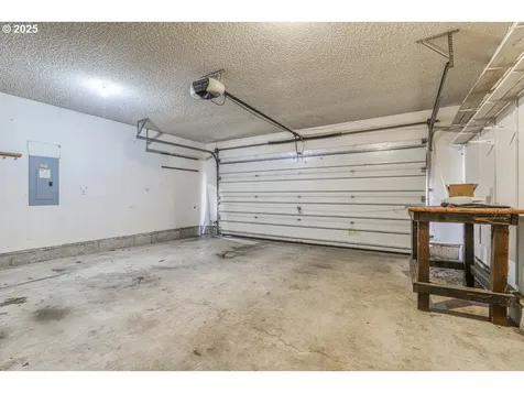 1714 SE 162nd Avenue Vancouver WA 98683