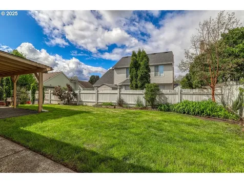 1714 SE 162nd Avenue Vancouver WA 98683