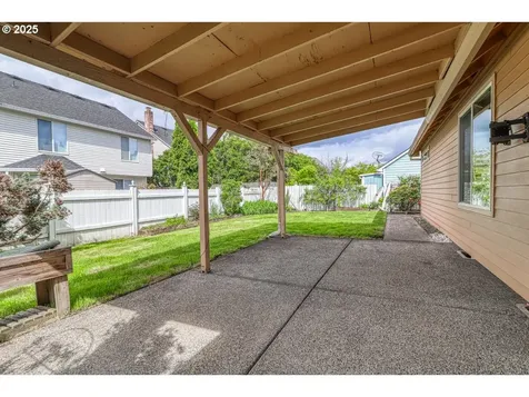 1714 SE 162nd Avenue Vancouver WA 98683