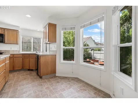 1714 SE 162nd Avenue Vancouver WA 98683