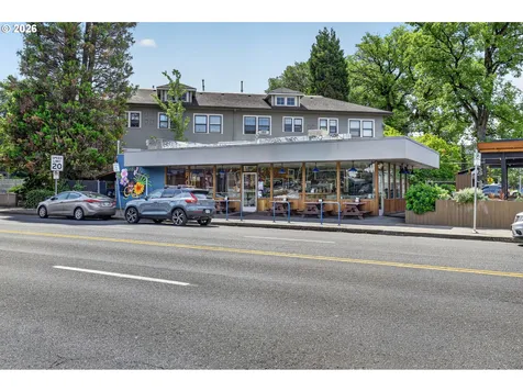 1121 SE Lincoln Street Portland OR 97214