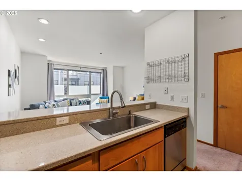 1125 NW 9th Avenue Portland OR 97209
