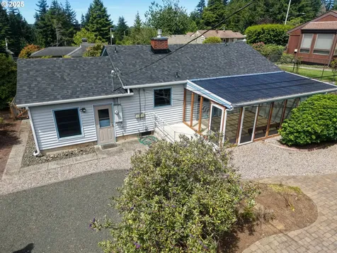1620 N 16th Street Coos Bay OR 97420