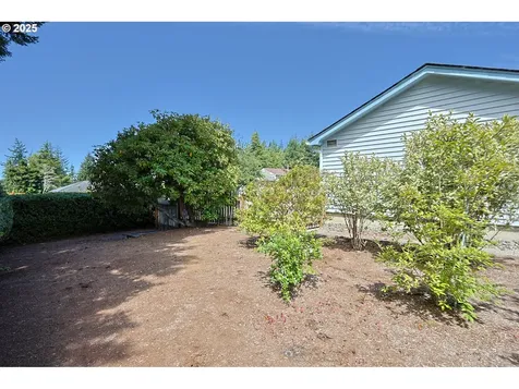 1620 N 16th Street Coos Bay OR 97420