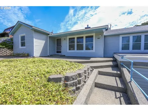 1620 N 16th Street Coos Bay OR 97420