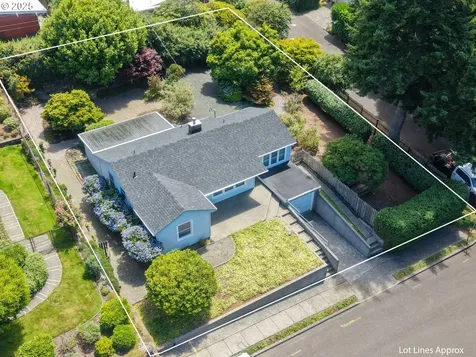 1620 N 16th Street Coos Bay OR 97420