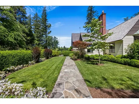 5050 SW Hilltop Lane Portland OR 97221