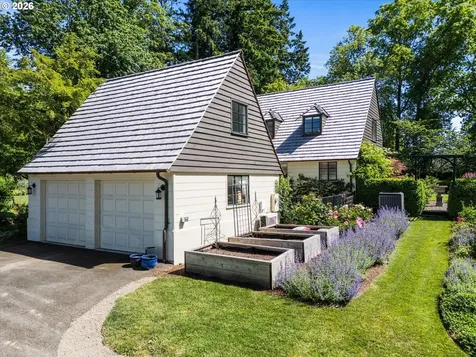 5050 SW Hilltop Lane Portland OR 97221