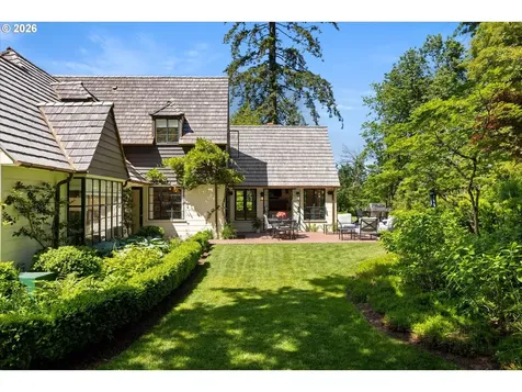 5050 SW Hilltop Lane Portland OR 97221