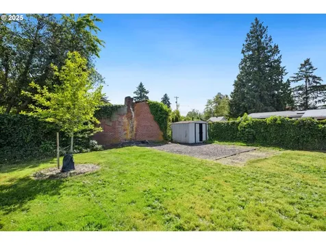 6832 NE Wygant Street Portland OR 97218
