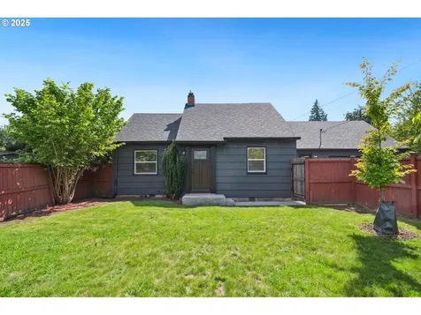6832 NE Wygant Street Portland OR 97218