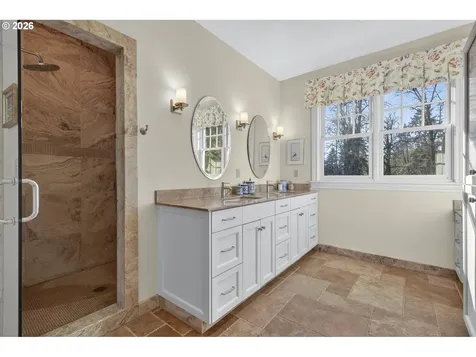 13220 S Iron Mountain Boulevard Portland OR 97219
