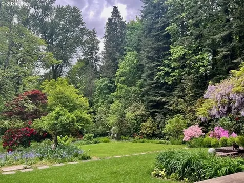 13220 S Iron Mountain Boulevard Portland OR 97219