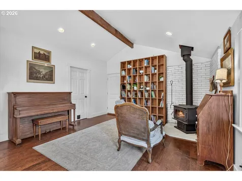295 W Evans Creek Road Rogue River OR 97537