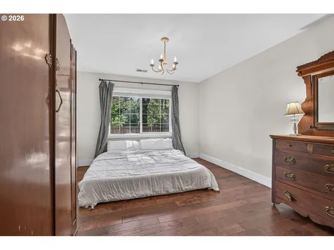 295 W Evans Creek Road Rogue River OR 97537