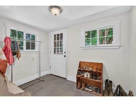 295 W Evans Creek Road Rogue River OR 97537